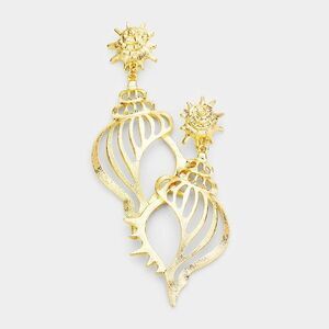 Filigree Metal Conch Shell Gold Pierced Earrings NWT